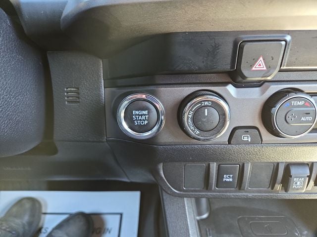 2023 Toyota Tacoma TRD Off-Road V6