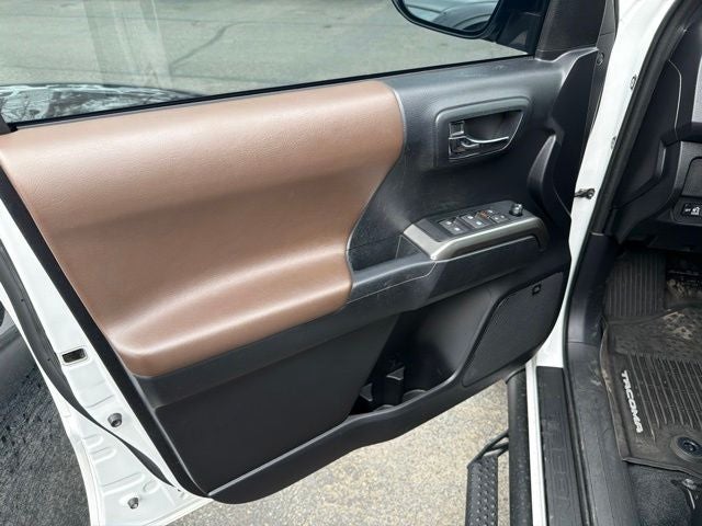 2019 Toyota Tacoma Limited V6