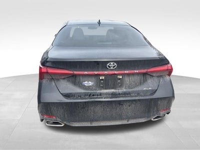 2022 Toyota Avalon XLE