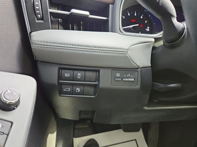 2022 Toyota Avalon XLE