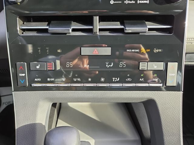 2022 Toyota Avalon XLE