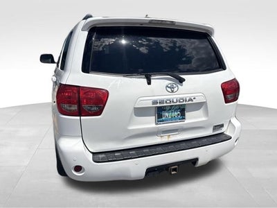 2017 Toyota Sequoia SR5 5.7L