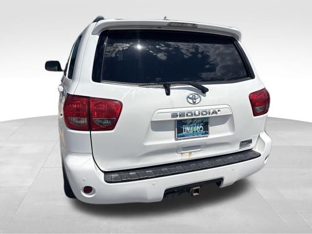 2017 Toyota Sequoia SR5 5.7L