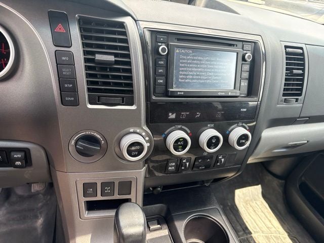 2017 Toyota Sequoia SR5 5.7L