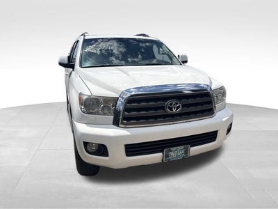 2017 Toyota Sequoia SR5 5.7L