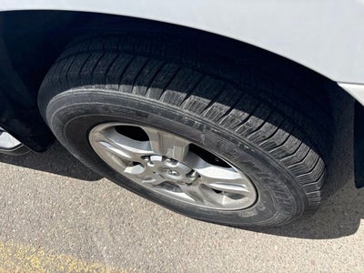 2017 Toyota Sequoia SR5 5.7L