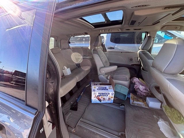 2014 Toyota Sienna Limited 7 Passenger