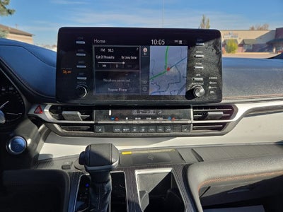 2023 Toyota Sienna XSE 7 Passenger