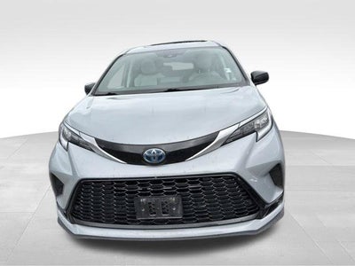 2023 Toyota Sienna XSE 7 Passenger