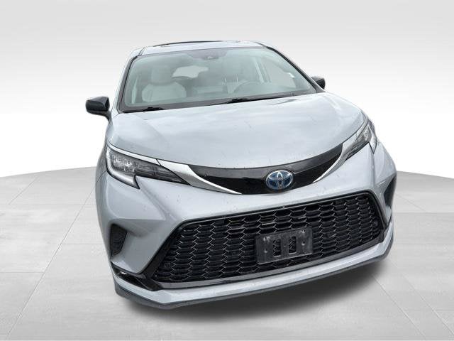 2023 Toyota Sienna XSE 7 Passenger