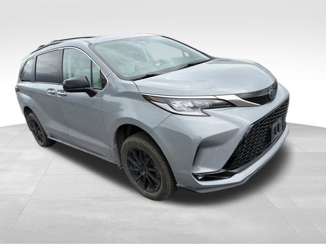 2023 Toyota Sienna XSE 7 Passenger
