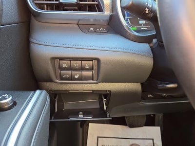 2023 Toyota Highlander Hybrid Platinum