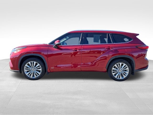 2023 Toyota Highlander Hybrid Platinum
