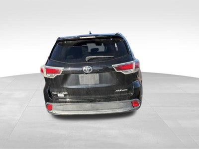 2016 Toyota Highlander XLE V6