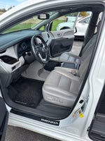 2019 Toyota Sienna XLE
