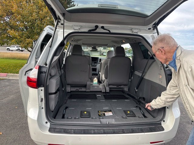 2019 Toyota Sienna XLE
