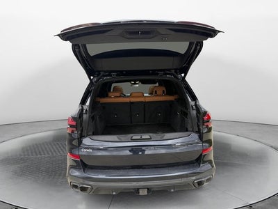 2025 BMW X5 M60i