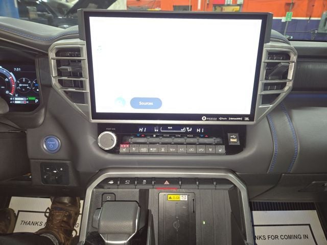 2024 Toyota Sequoia Platinum