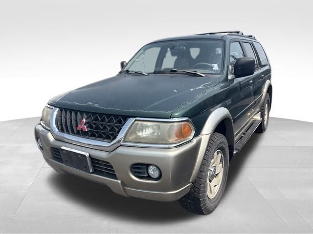 2000 Mitsubishi Montero Sport XLS