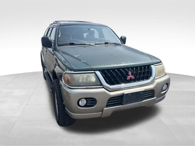 2000 Mitsubishi Montero Sport XLS