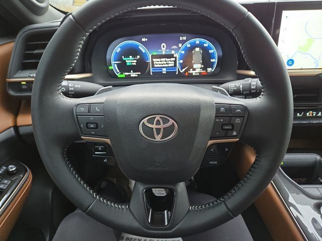 2025 Toyota Crown Signia Limited