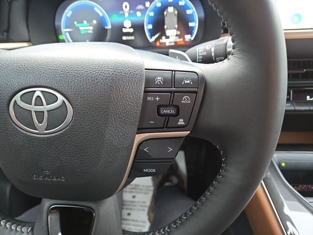 2025 Toyota Crown Signia Limited