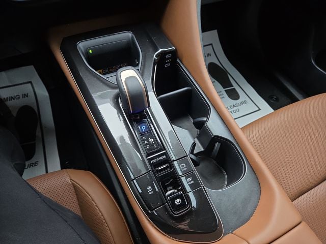 2025 Toyota Crown Signia Limited