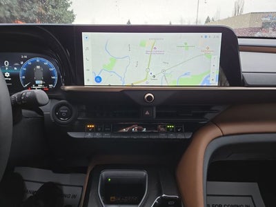 2025 Toyota Crown Signia Limited