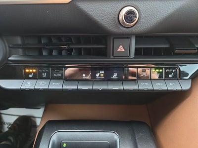 2025 Toyota Crown Signia Limited