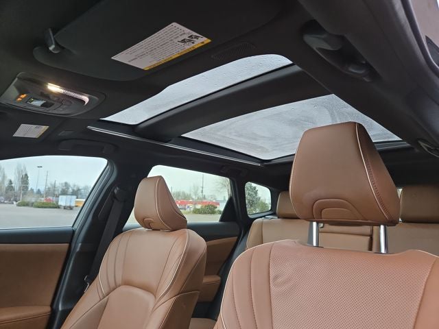 2025 Toyota Crown Signia Limited