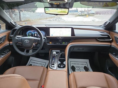 2025 Toyota Crown Signia Limited