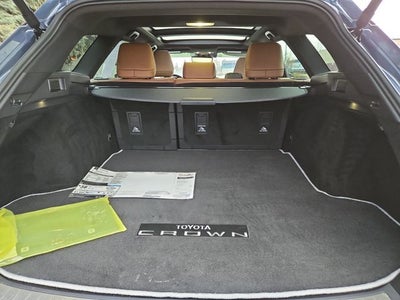 2025 Toyota Crown Signia Limited