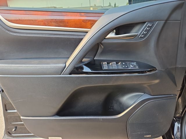2017 Lexus LX 570