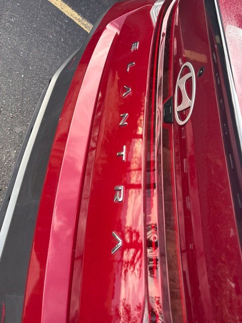 2025 Hyundai Elantra Hybrid SEL Sport