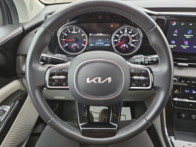 2024 Kia Carnival EX