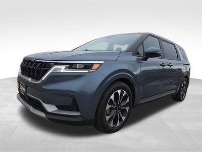 2024 Kia Carnival EX
