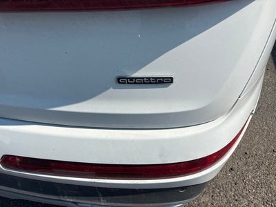 2022 Audi Q7 45 Premium quattro