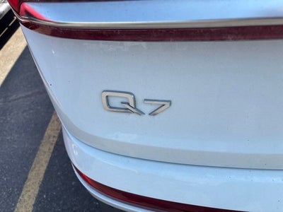 2022 Audi Q7 45 Premium quattro