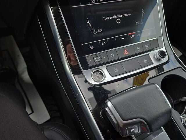 2022 Audi Q7 45 Premium quattro