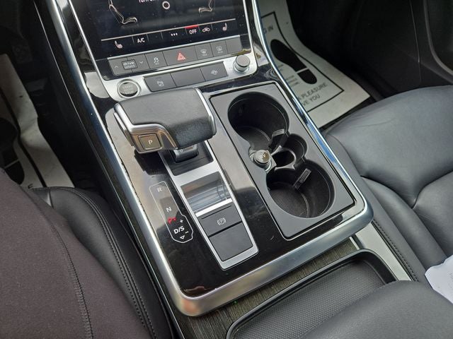 2022 Audi Q7 45 Premium quattro