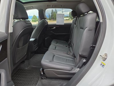 2022 Audi Q7 45 Premium quattro