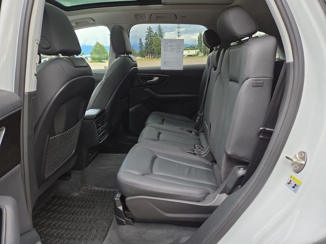 2022 Audi Q7 45 Premium quattro