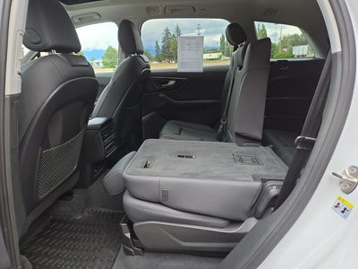 2022 Audi Q7 45 Premium quattro