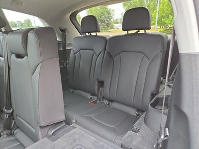 2022 Audi Q7 45 Premium quattro