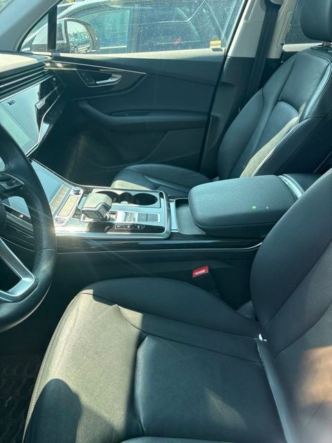 2022 Audi Q7 45 Premium quattro