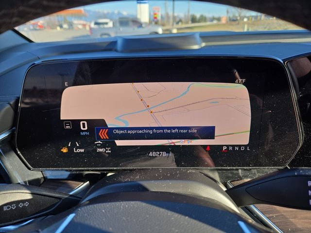 2025 Chevrolet Suburban LT