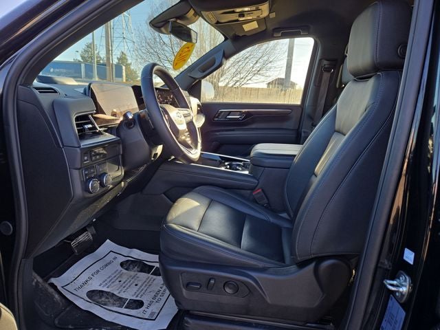 2025 Chevrolet Suburban LT