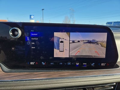 2025 Chevrolet Suburban LT