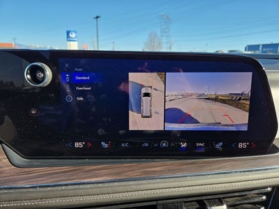 2025 Chevrolet Suburban LT