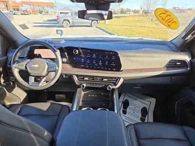 2025 Chevrolet Suburban LT